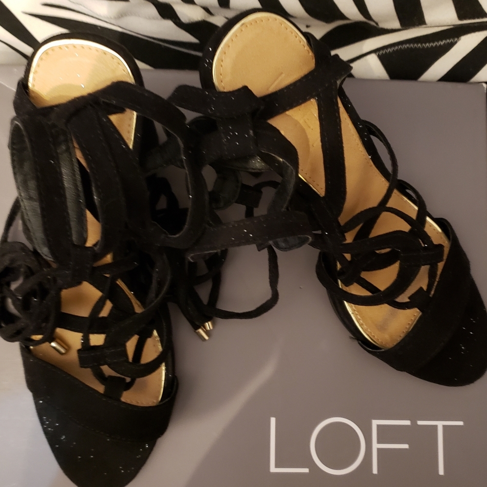 Never USED but tried On. Ann Taylor Loft, Black with Strap heeled Pump. Size 6.5